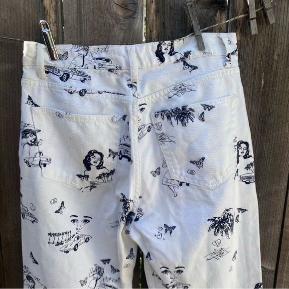 Reformation Joyride High Rise Straight
Jeans size 27 - Picture 11 of 12